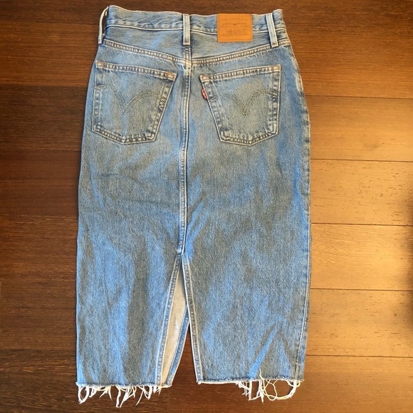 Levi Strauss Medium Blue Denim button up Slit Skirt - Picture 1 of 5